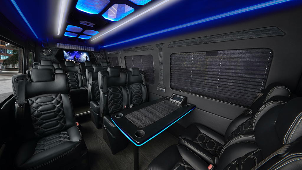 13-Pas-Shuttle-w-table-1